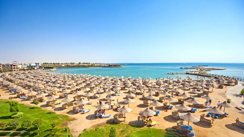 الفندق صن رايز جاردن بيتش ريزورت - الغردقة